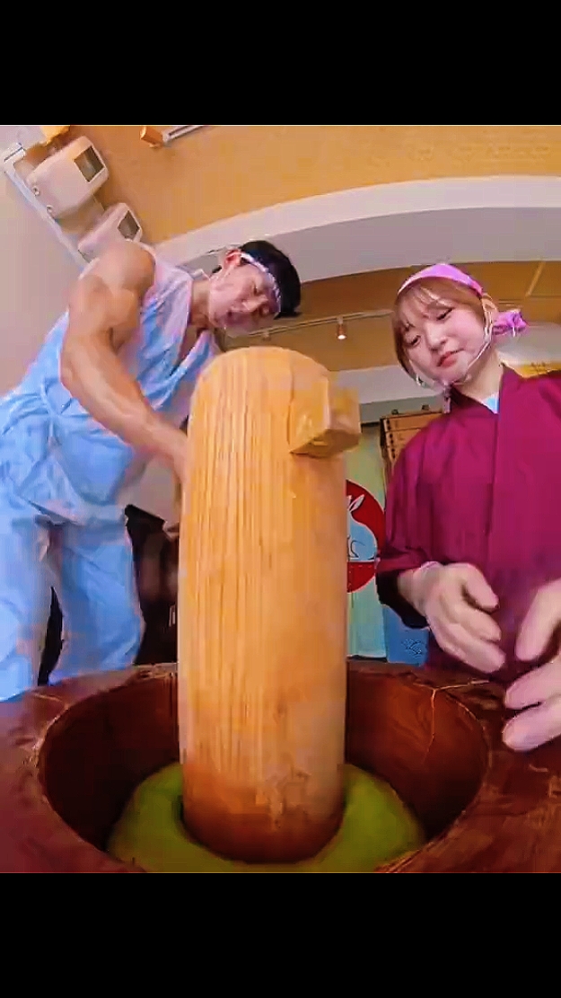 YOSHO HAI 4 CLIPES 