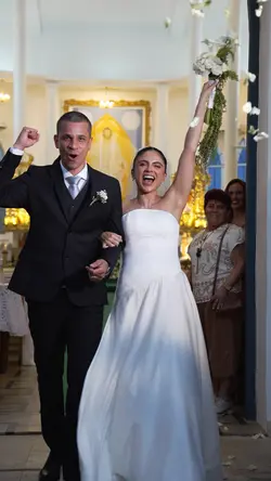 SAÍDA DOS NOIVOS