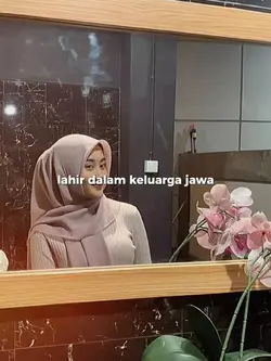 lahir dalam keluarga