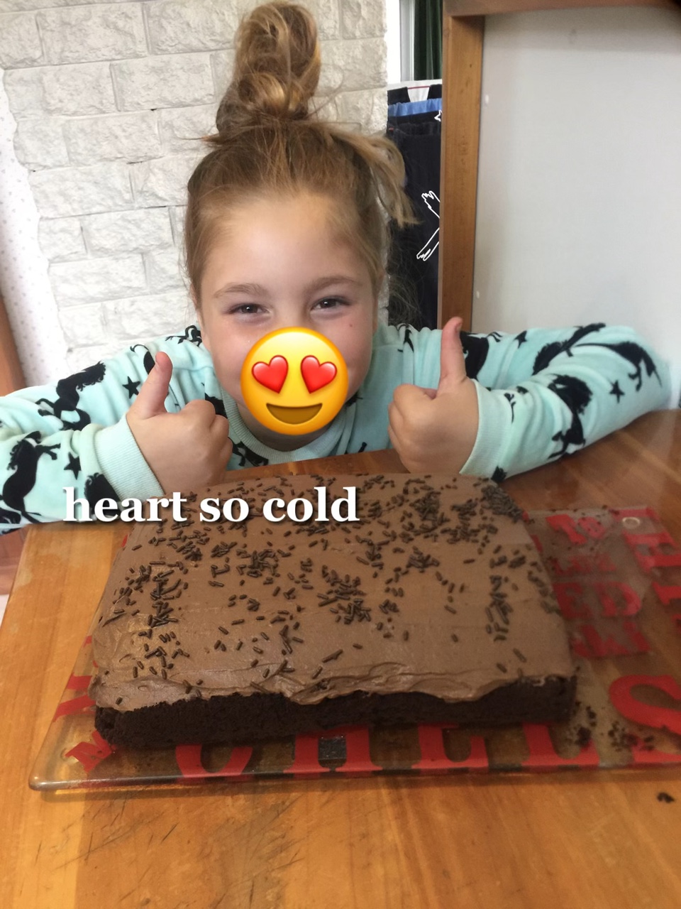 ew the first pic😭