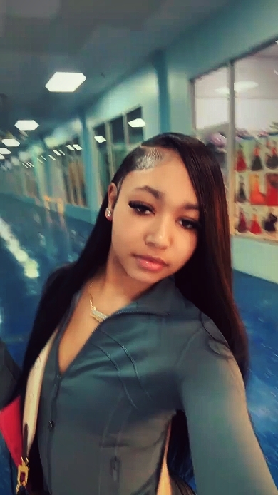 Nola 09