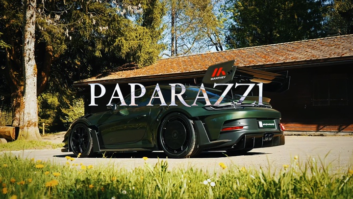 PAPARAZZI