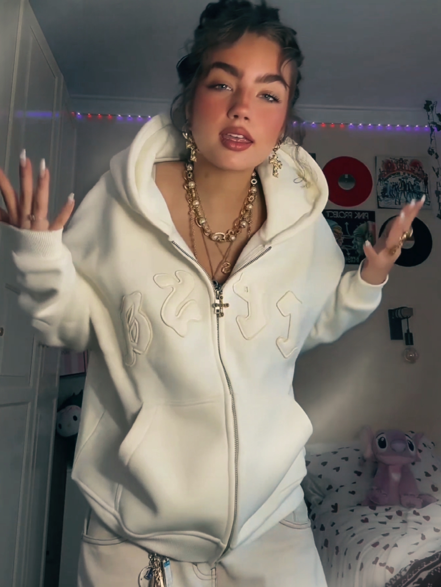 Bust it open 3: 4