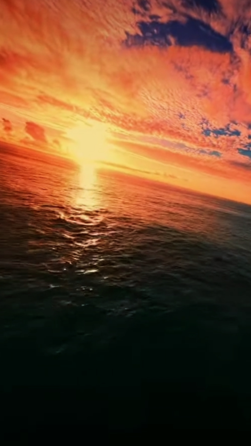 CINEMATIC SUNSET 