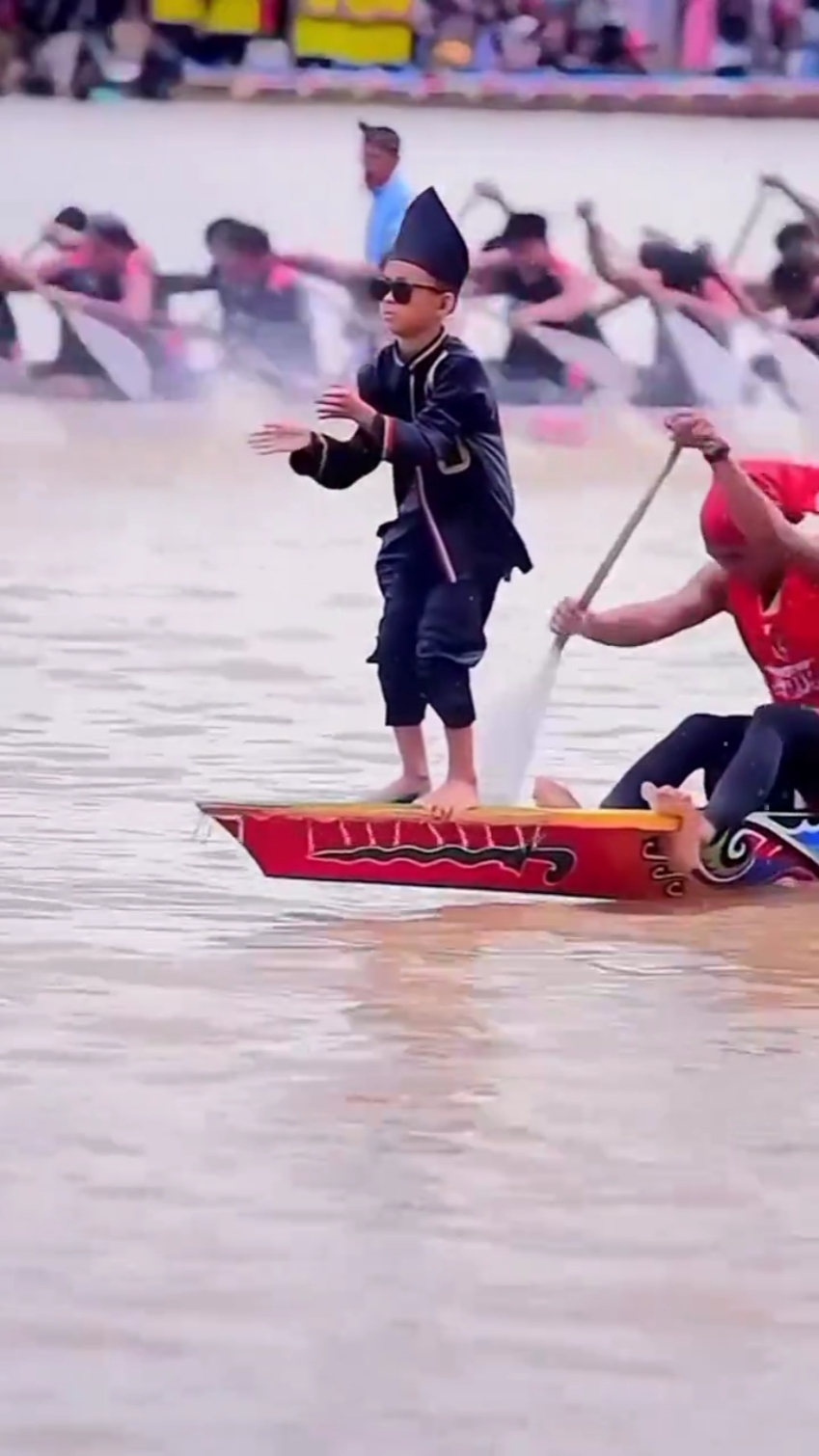 Carrera de botes