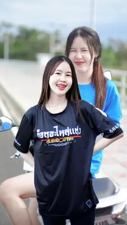 มักสาวใส่ยีนส์