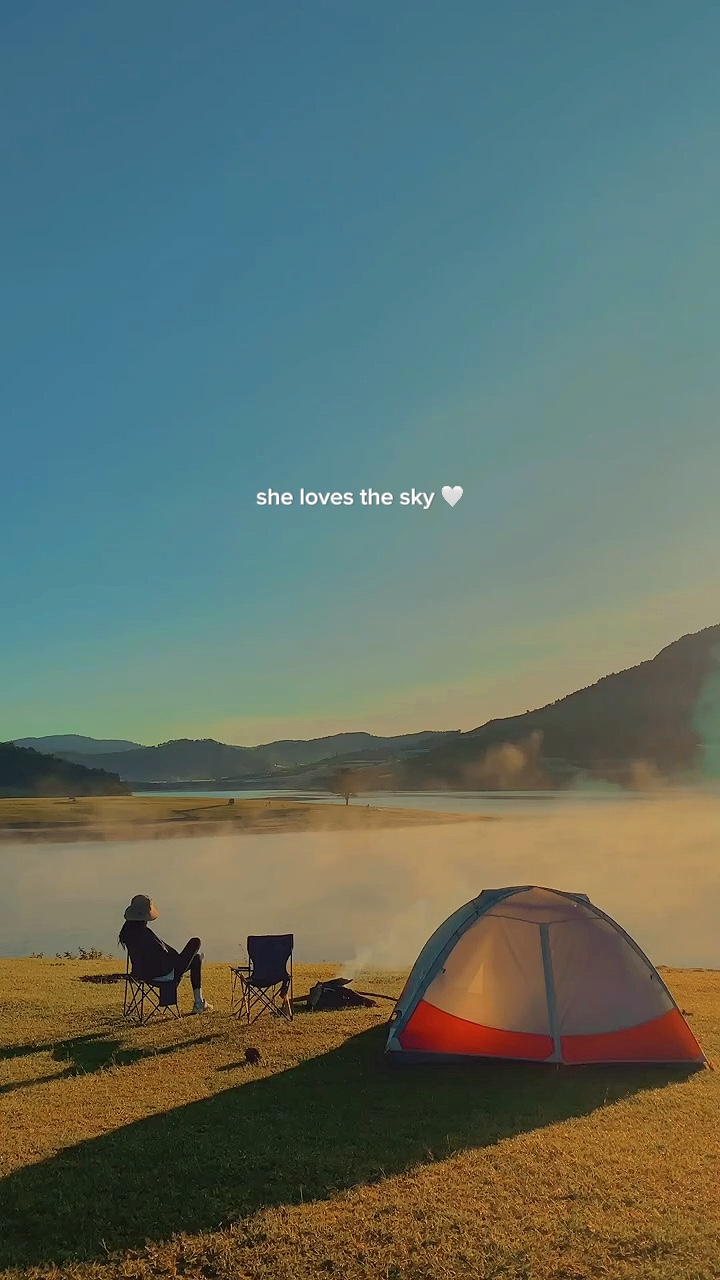 그녀는 하늘을 사랑