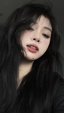 MÁT MÁT TẺN TẺN 