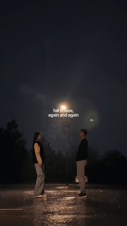 Fall in love again 