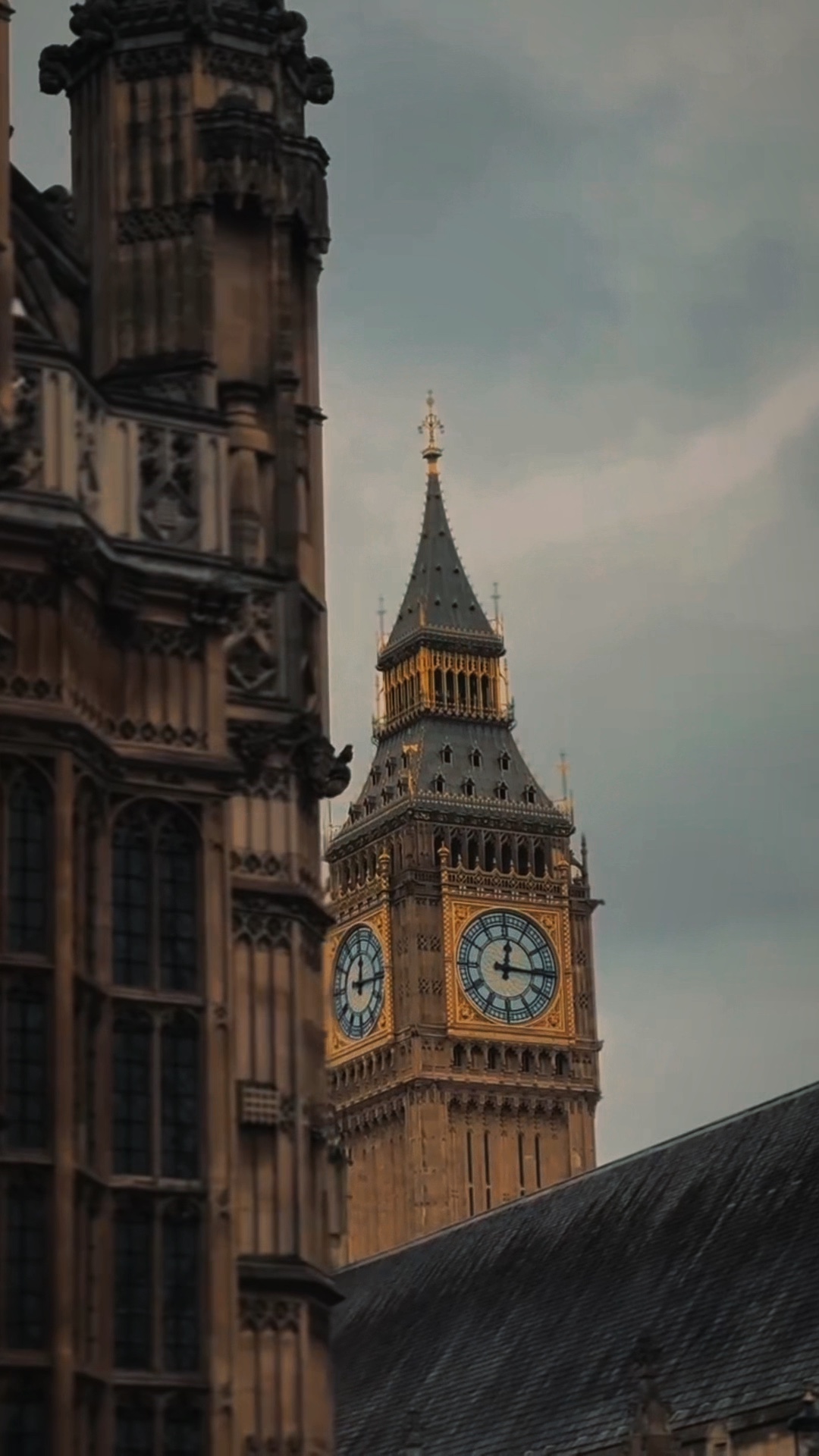 — LONDON VIBES —
