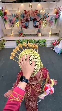 cinta di seberang 