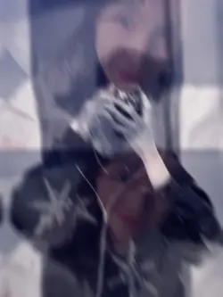 3:4 versi blur