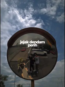 bulan dan kesatria