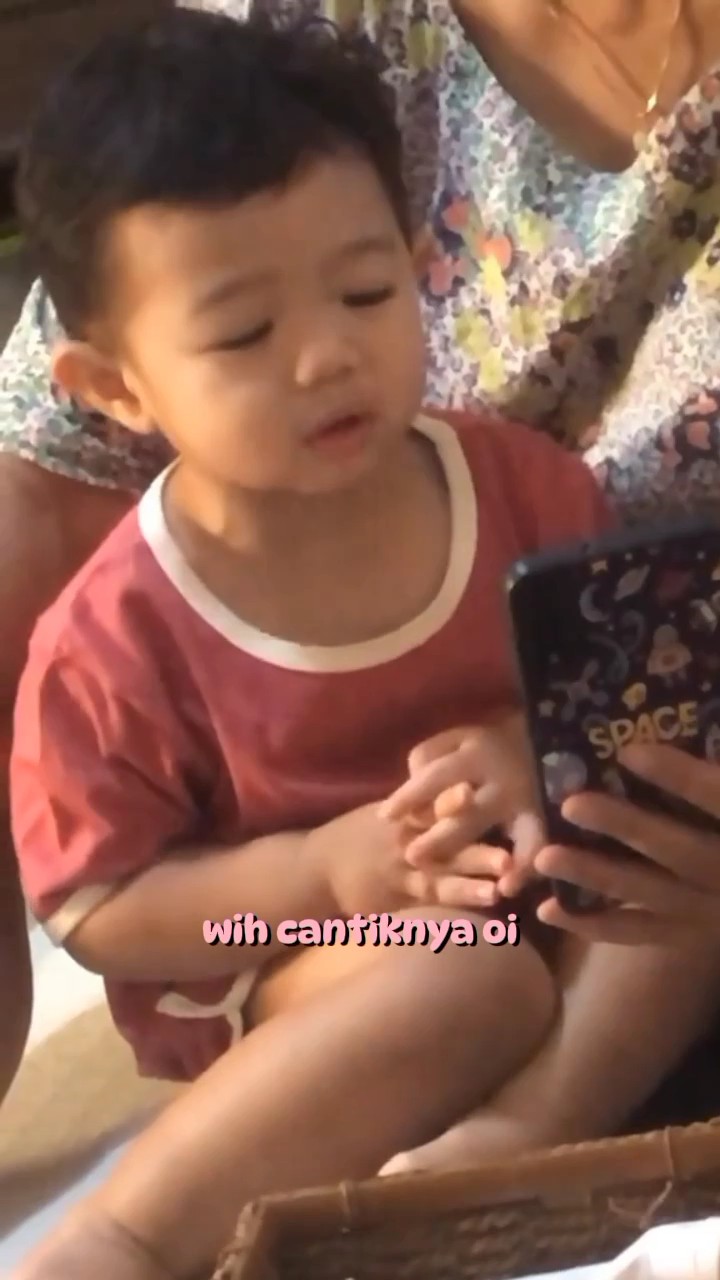 wih cantiknya oi 