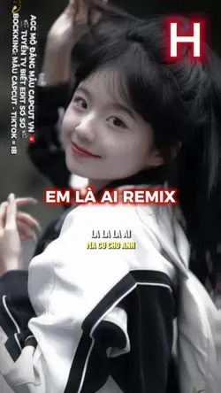 Em là ai