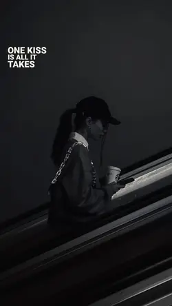 ONE KISS 