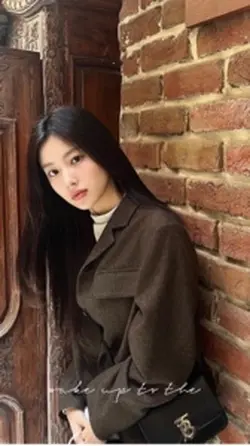 배경이 생겨지는 템플릿 