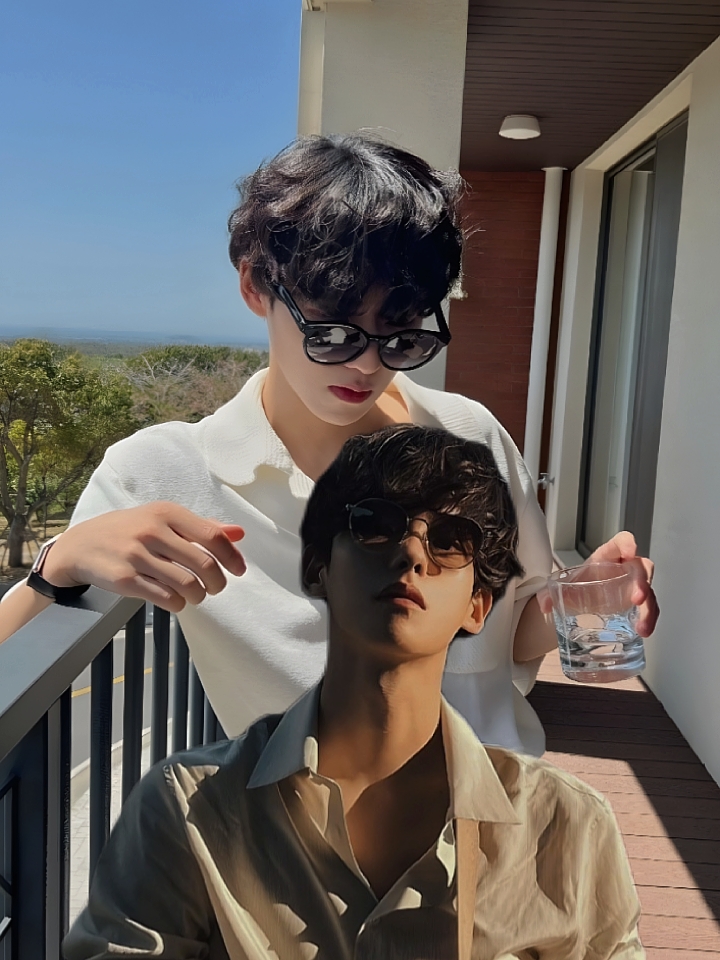 Buat versi kamu dia