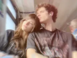 love me like u do