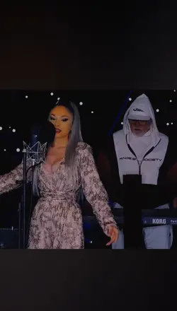 Vă dau naibii de pom