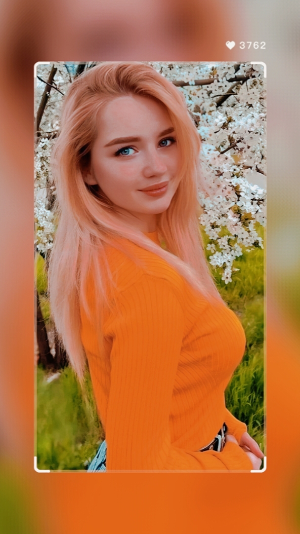 Hermosa en amarillo 