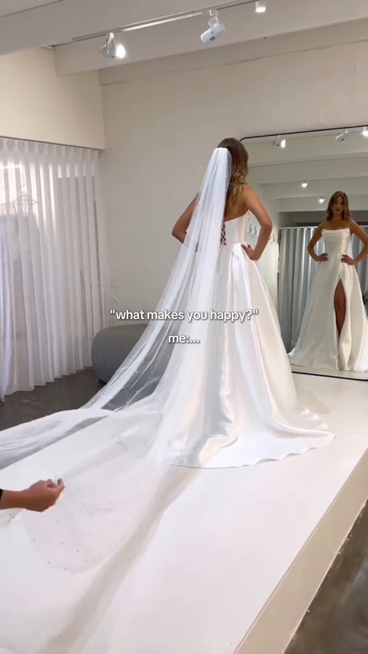 Hochzeitskleidung