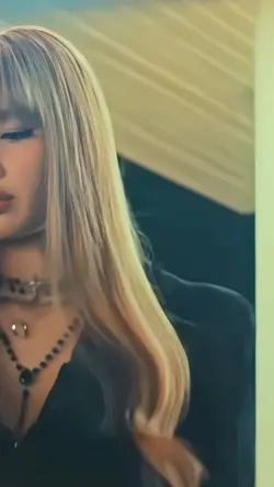Lisa fancam