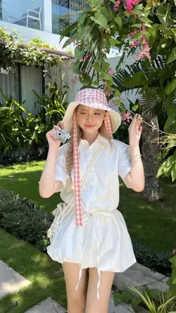 2 ảnh nhẹ nhàng