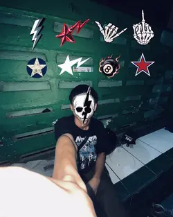 stiker bisa di geser