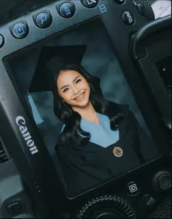 Graduation pictorial