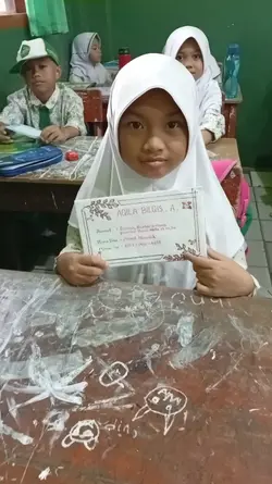 membuat kartu nama