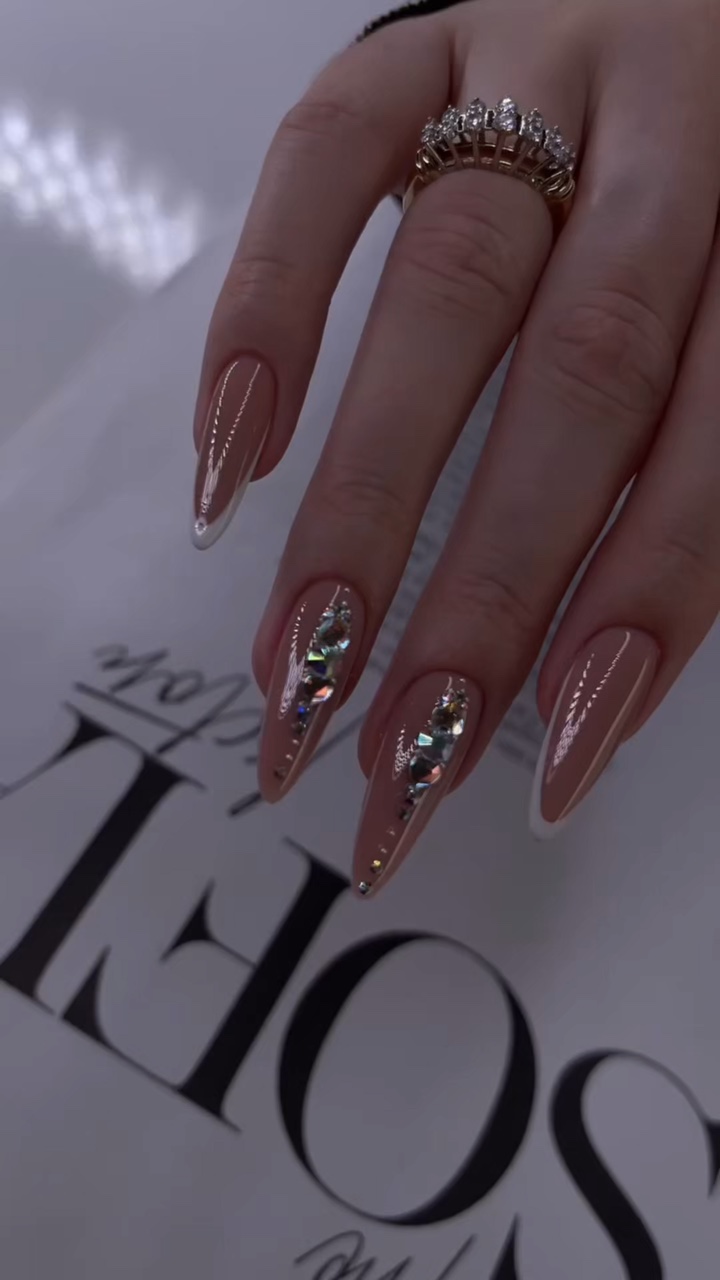UÑAS 