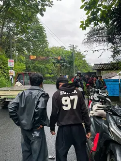 udah kan | 1 foto 
