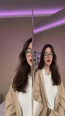 Bu saniyede kedi yavaş çekimde ilgi odağı oluyor #fyp#viral#trend#trending #viral#trendcapcut