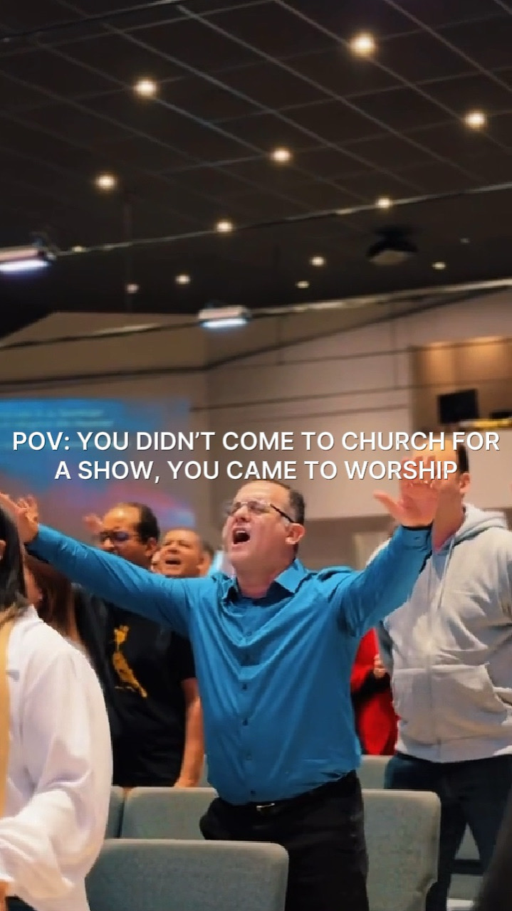 PRAISE HIS NAME