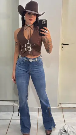 pode julgar, xingar.