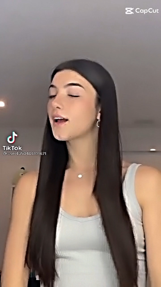 HRISTOS A INVIAT