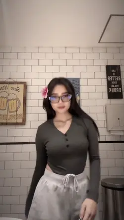 dia hancurkan kamu x