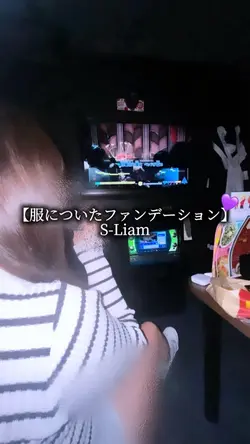 服についたファンデーション