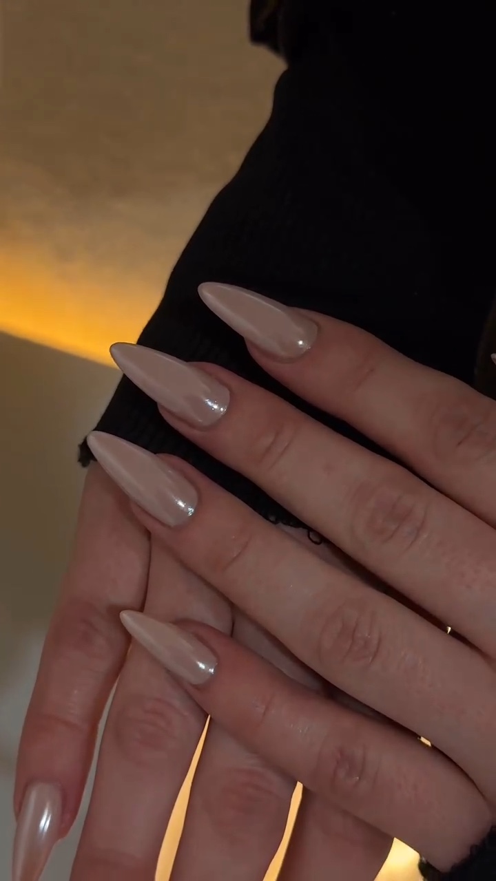 NAILS 