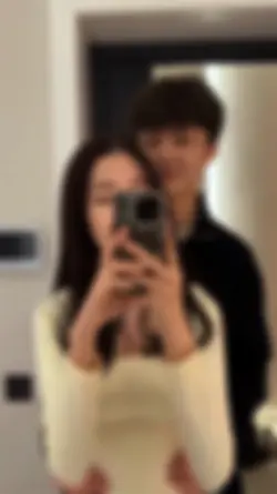 กับแฟน