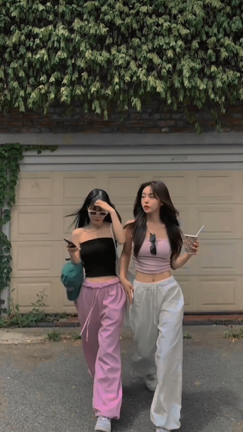 2 video 6 foto 