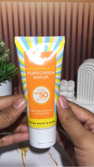 Modèle de crème solaire 