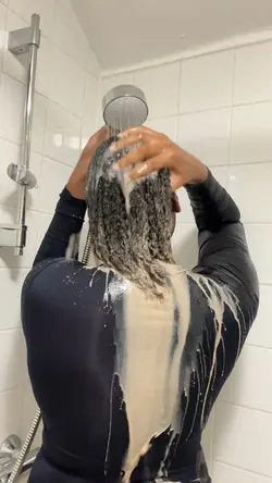 Wash hair routine