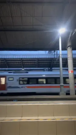 Slowmo Side To Side