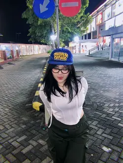 aduh abang bukan