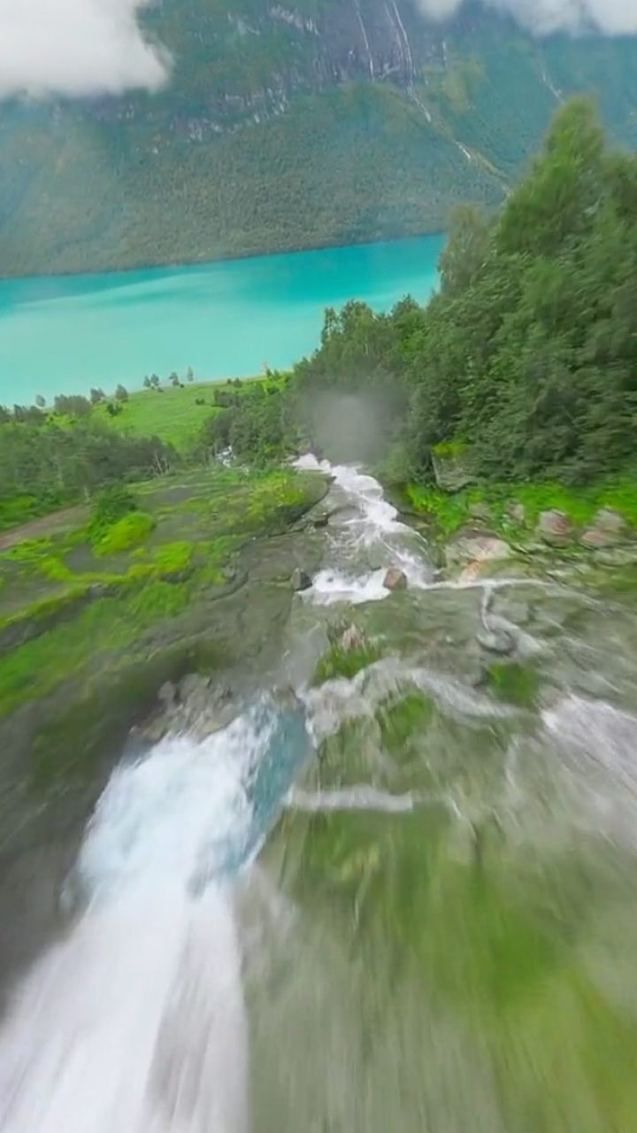 9 video atau foto 