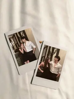 POLAROID