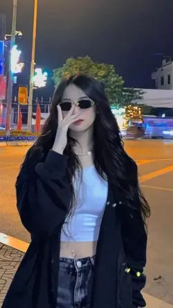 2 ảnh ngầu. tùy thic