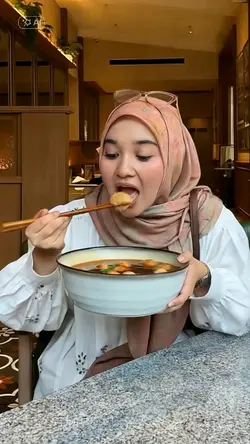 Makan bakso